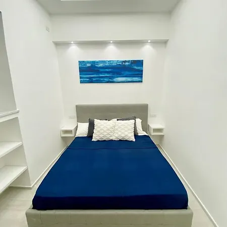 Apartman La Piccola Perla In The Square Capri