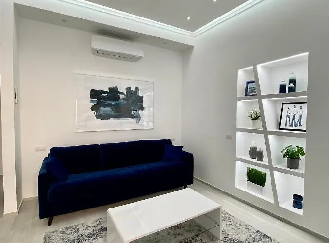 La Piccola Perla In The Square カプリ